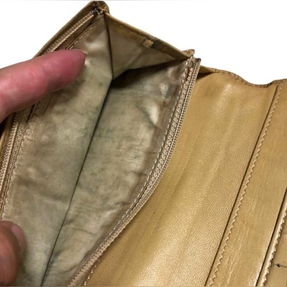 AUTHENTIC VINTAGE Chanel Chocolate Bar Tan Long Wallet 2002 Leather Quilted - Picture 5 of 6